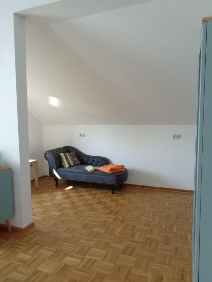 Ferienwohnung Leipzig-Südwest Exterior foto